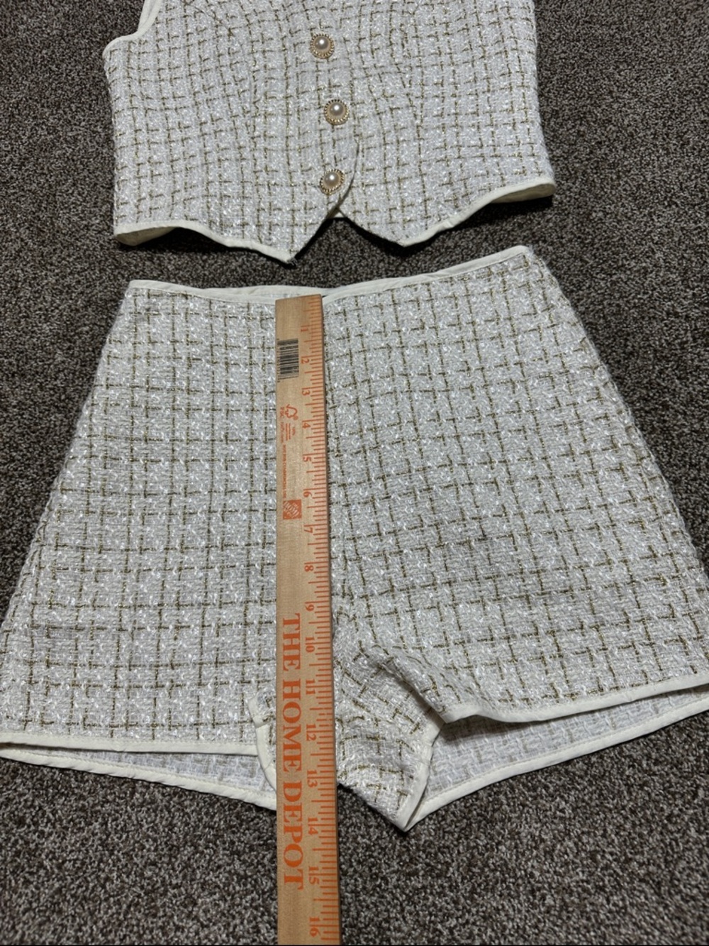 SHEIN Cream Tweed High Waist Shorts & Cropped Vest Set - Picture 3 of 11